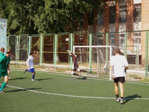 Фото: Колишні наркозалежні грали у футбол