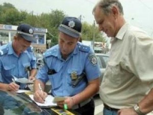 Фото: Страхові компанії будуть видавати посвідчення водія