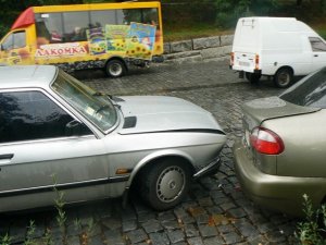 Фото: У Полтаві зіткнулися сім автомобілів та тролейбус (Фото)