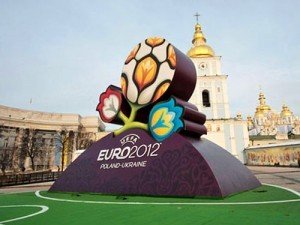 Фото: Розклад матчів Євро-2012: дати, час, міста