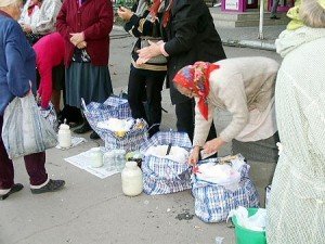 Міліція ліквідувала стихійний ринок у Полтаві