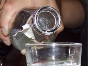 Фото: Українець випиває 20 літрів спирту на рік