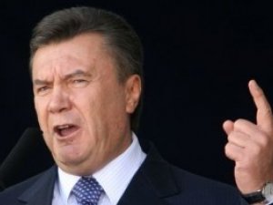 Фото: Янукович ветував Податковий кодекс