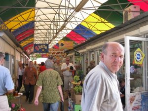 Фото: У Полтаві ринок Мотель став комунальним