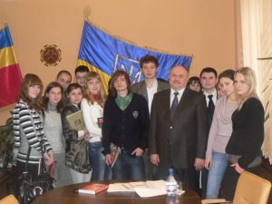 Фото: Полтавські студенти-юристи дізналися про АМКУ