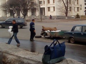 Фото: У Полтаві у причепа прямо під час дорожнього руху відпали два колеса