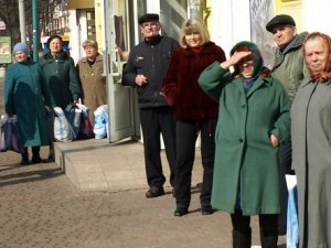 Фото: Як змінюється Полтава після видачі продуктових наборів