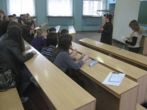 Фото: У  Полтаві за минулий рік жодна студентка, котра народила, не відмовилась від дитини