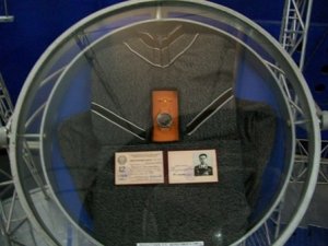 Фото: Унікальні експонати сьогодні презентували в Полтавському музеї авіації та космонавтики