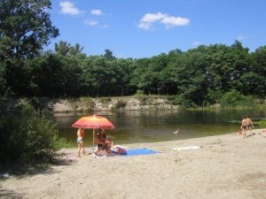 Фото: Полтавські пляжі планують передати приватним підприємцям