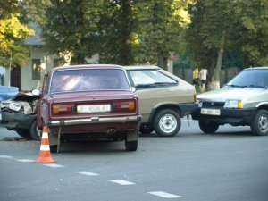 Фото: Щойно в Полтаві зіткнулись чотири авто