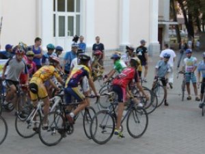 Полтавці влаштовують велопробіг з нагоди 70-ї річниці партизанського руху