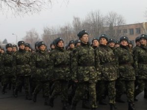 Як у Полтаві жінки стають військовими