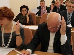 Фото: Скликається позачергова сесія полтавської міської ради