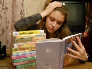 Школярам не вистачає підручників: про ситуацію у Полтавській області