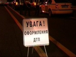 Під Полтавою автобус зіткнувся  з легковиком: травмовано двох жінок