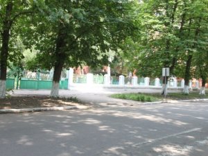 У Полтаві небезпечно ходити до одного з  дитячих садочків