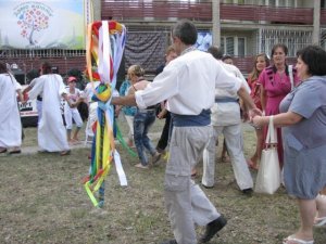 Фото: Родинне свято у Полтаві з нудного перетворилось на шоу