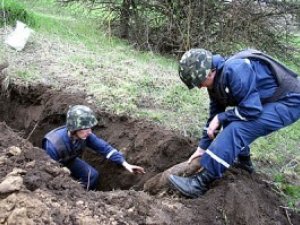 Фото: У Полтавця знайшли 13 боєприпасів