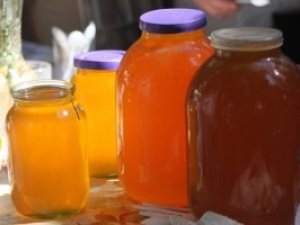 Скільки коштує мед на ярмарці у Полтаві