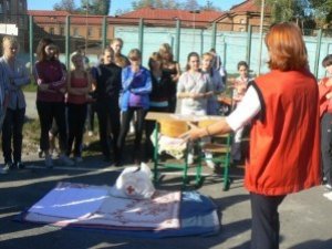 У Полтаві студенти "створювали" ДТП та рятували одне одного