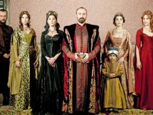 Фото: Скоро покажуть турецький фільм про Роксолану, де знімався полтавець