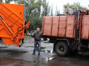 Комунальникам Полтави купили нову техніку для боротьби зі сміттям (фото)