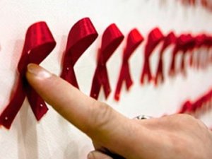 Лікарі Полтавщини розголошують ВІЛ-статус пацієнтів: історії з життя