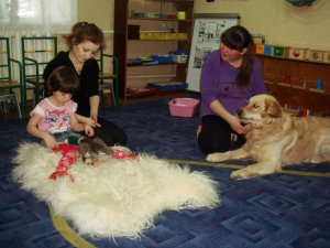 Фото: Собака-терапевт у Полтаві допомагає дітям-інвалідам