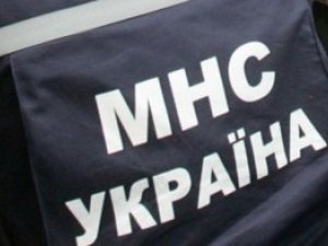 Полтавка викликала рятувальників, аби потрапити до чоловіка та однорічної дитини