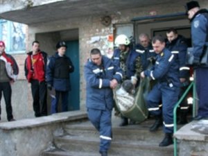 Фото: У Полтаві чоловік упав у ліфтову шахту (фото)