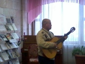 Фото: До 75-річчя Висоцького у Полтаві співали його пісні