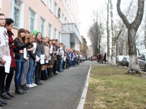 Фото: У Полтавському педагогічному університеті пройшов рекордний флеш-моб