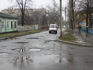 Фото: Влада пообіцяла, що з наступного тижня у Полтаві стартує ремонт доріг