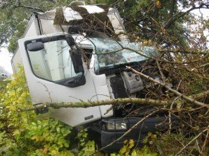 Фото: Під Полтавою у вантажівці на смерть розбилися дві людини (+фото та карта)