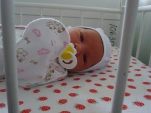 Фото: Немовля, яке знайшли у смітнику в Полтаві, носитиме прізвище Леонтьєва