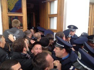 Фото: Полтавські мітингувальники розчаровані і збираються у Київ
