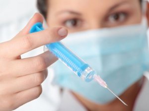 Нове опитування: Чи робитимете щеплення від грипу собі та своїй дитині?