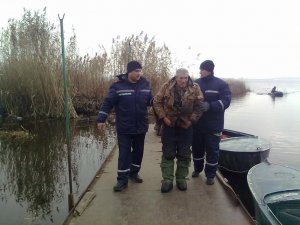 Фото: У Кобеляцькому районі рятувальники знайшли зниклого рибалку