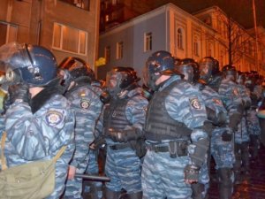 Фото: Фото зі столичного Євромайдану: полтавці знову постраждали в сутичці з міліціонерами