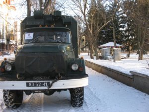 Фото: На пункті обігріву в Полтаві гріють калорифером та гарячим чаєм