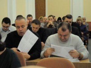 Напередодні Нового року депутати вирішуватимуть долю Полтави: перелік питань сесії