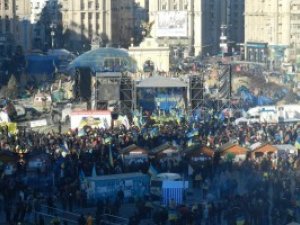 Проект «Кола» "Чим закінчиться Євромайдан": прогнози політиків та громадських діячів