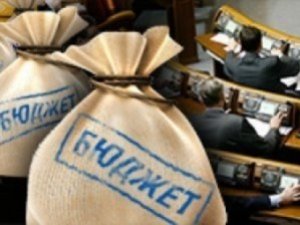 Фото: Депутати ухвалили бюджет-2014 без обговорення