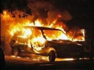 Фото: Пожежа на Полтавщині: у Машівці згорів автомобіль