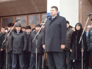 Удовіченко на мітингу у Полтаві закликав підтримати Януковича і засудив радикалів