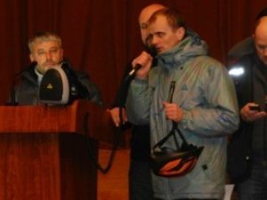 Фото: Відео. Активіст полтавського майдану  Роман Чабановський прокоментував рішення суду про його домашній арешт
