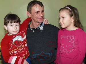 На Полтавщині чоловік врятував двох дівчаток із води