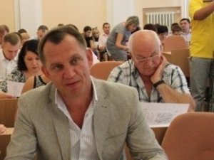 Фото: Олександр Артеменко відмовляється від посади секретаря Полтавської міськради через мера