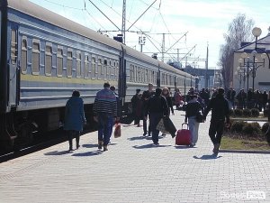 Фото: У Полтаві розповіли, як допомагають біженцям з Криму